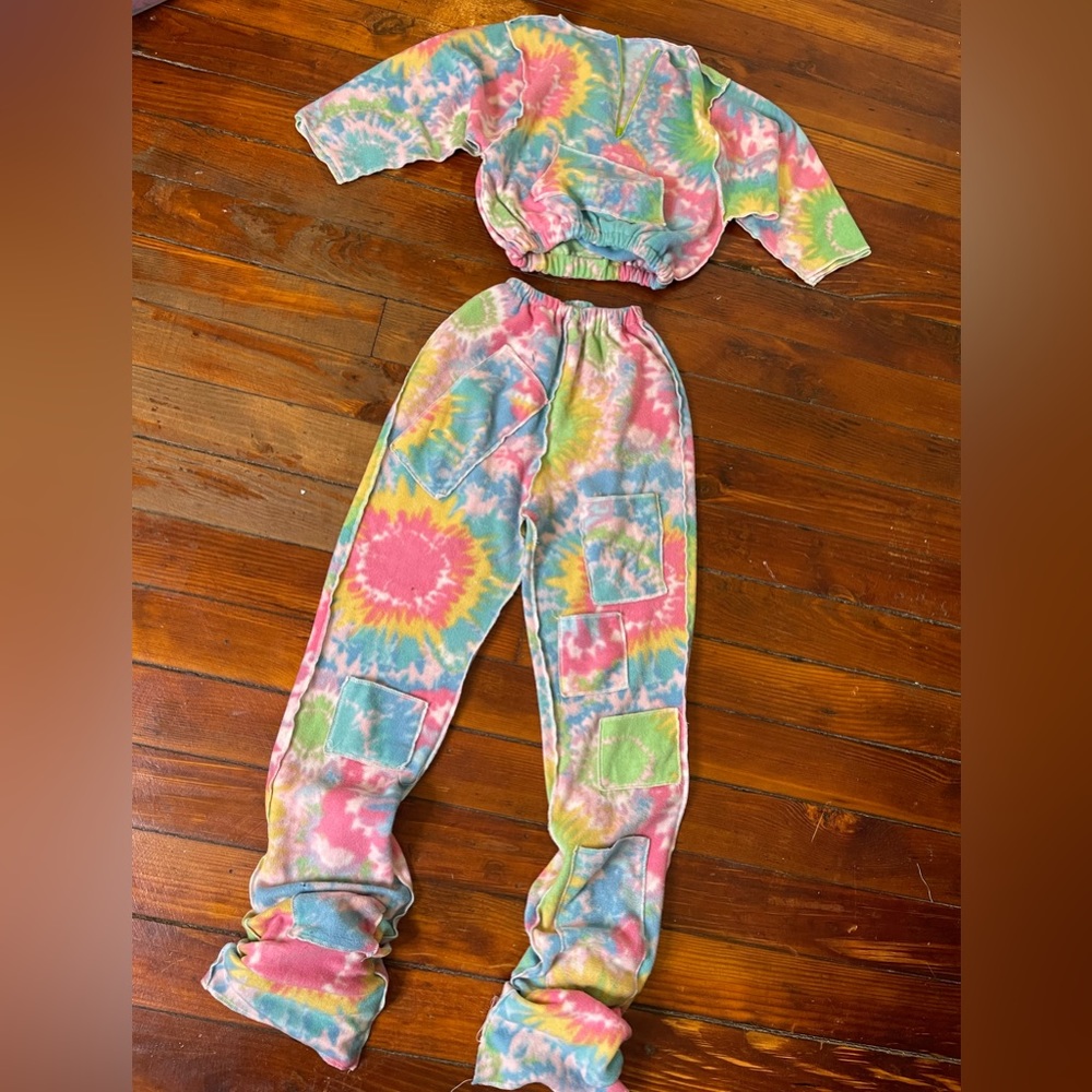Custom Tie Dye Throw Blanket Set